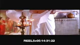 હોટ વસ્તુ આનંદથી બિલાડી અને કમ્સમાં ડિલ્ડોને ઢાંકી દે છે ગુજરાતી સેકસી ફીલમ